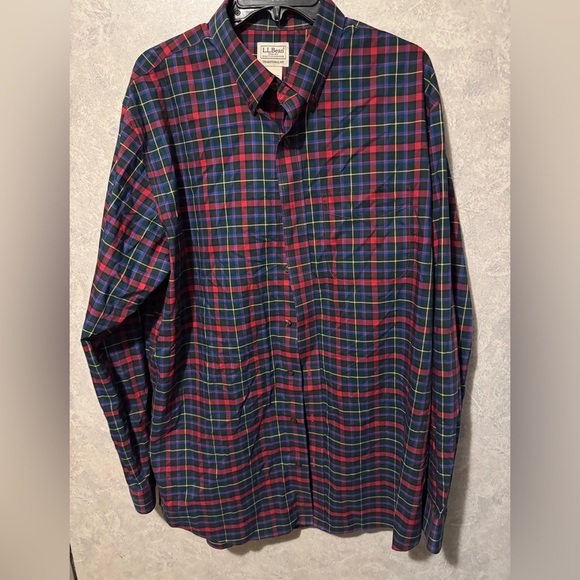 L.L. Bean Other - L.L Bean Men's Wrinkle-Free Button Shirt Plaid Red Blue